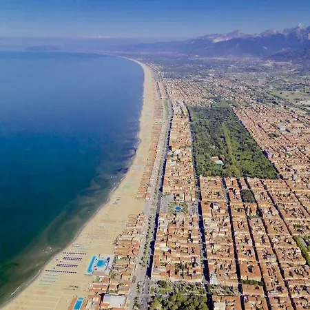 Abate 1st Floor Apartment Lido di Camaiore